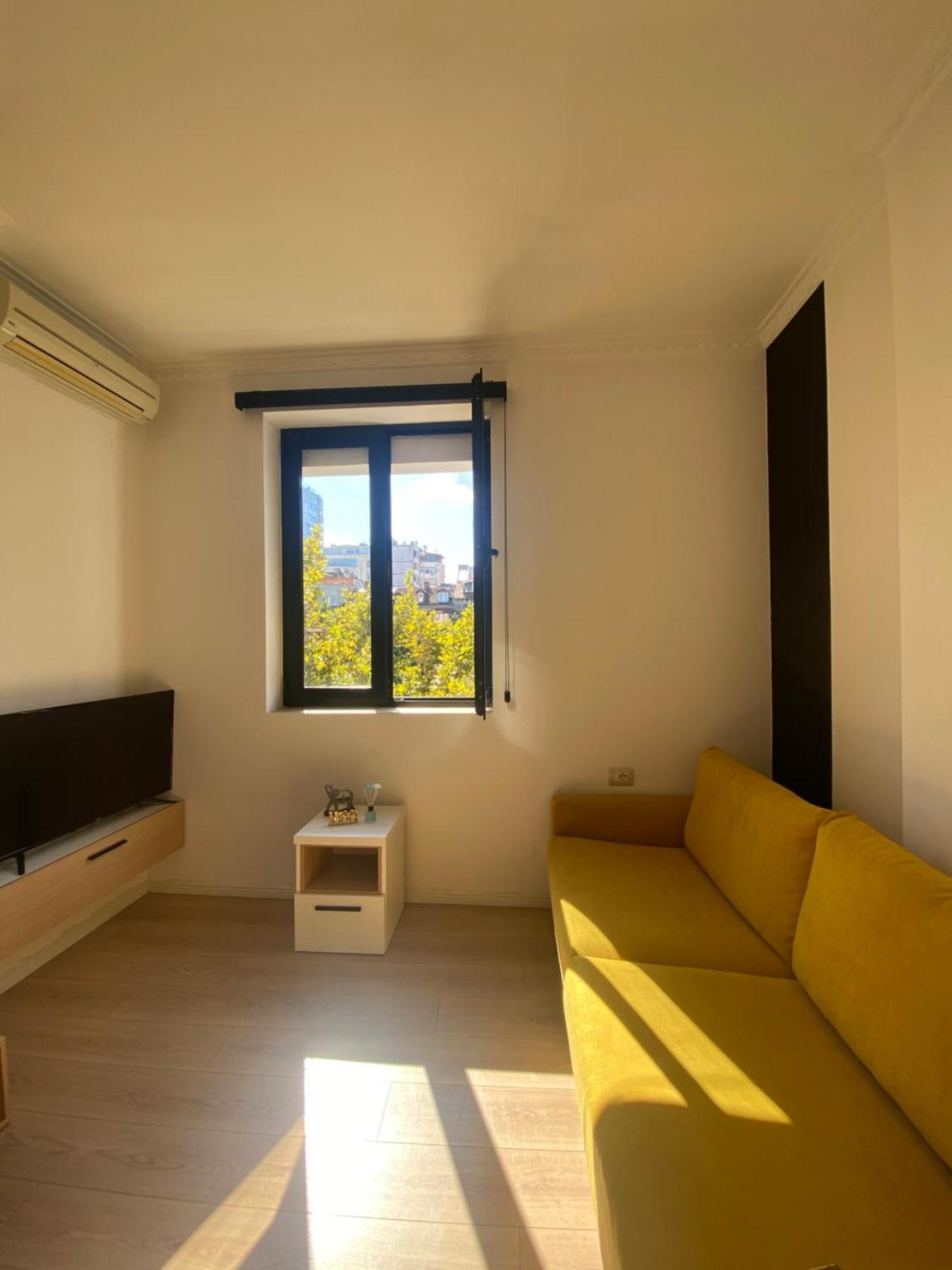 Cozycomfy Studio Tirana Bagian luar foto