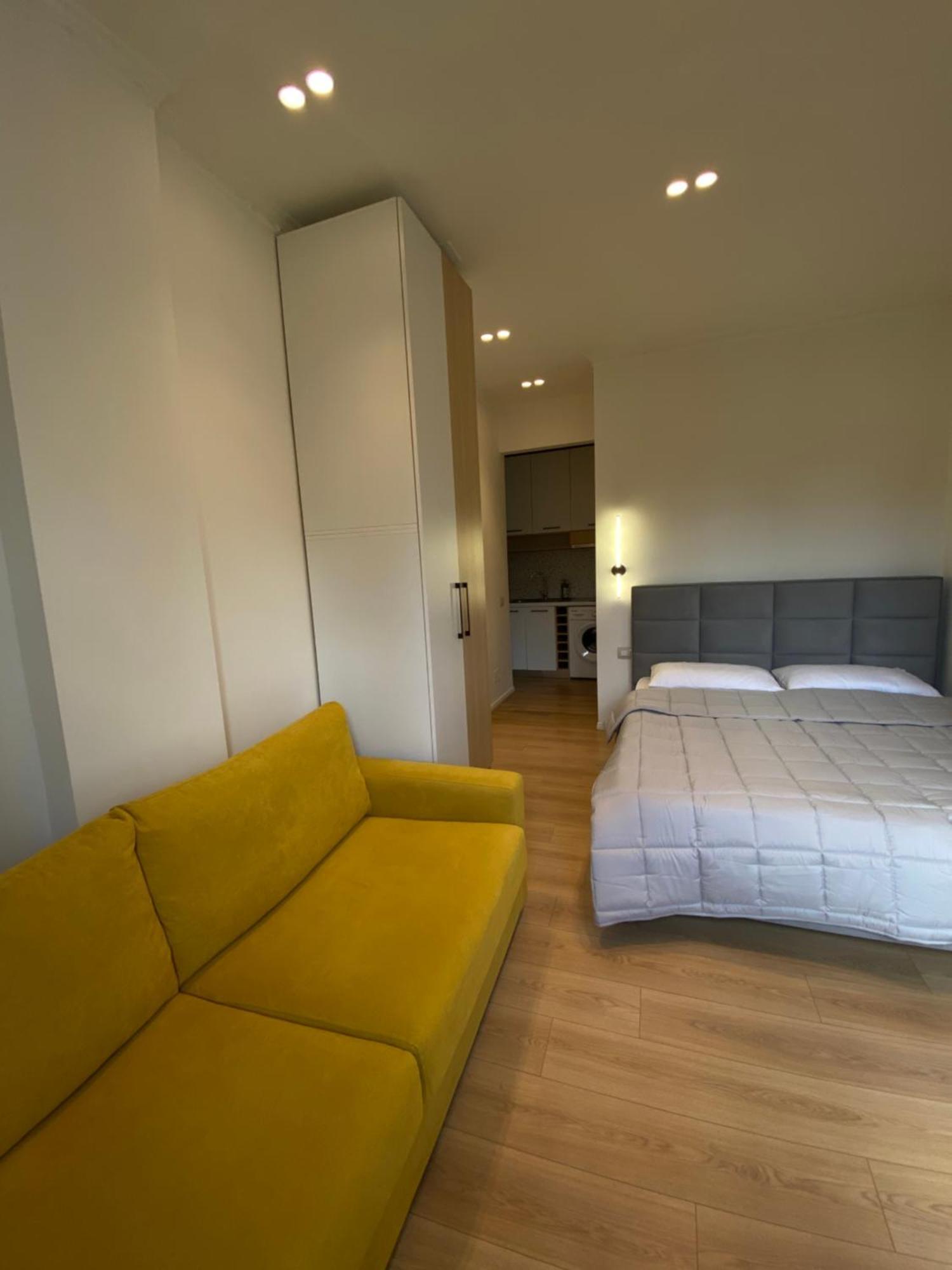 Cozycomfy Studio Tirana Bagian luar foto